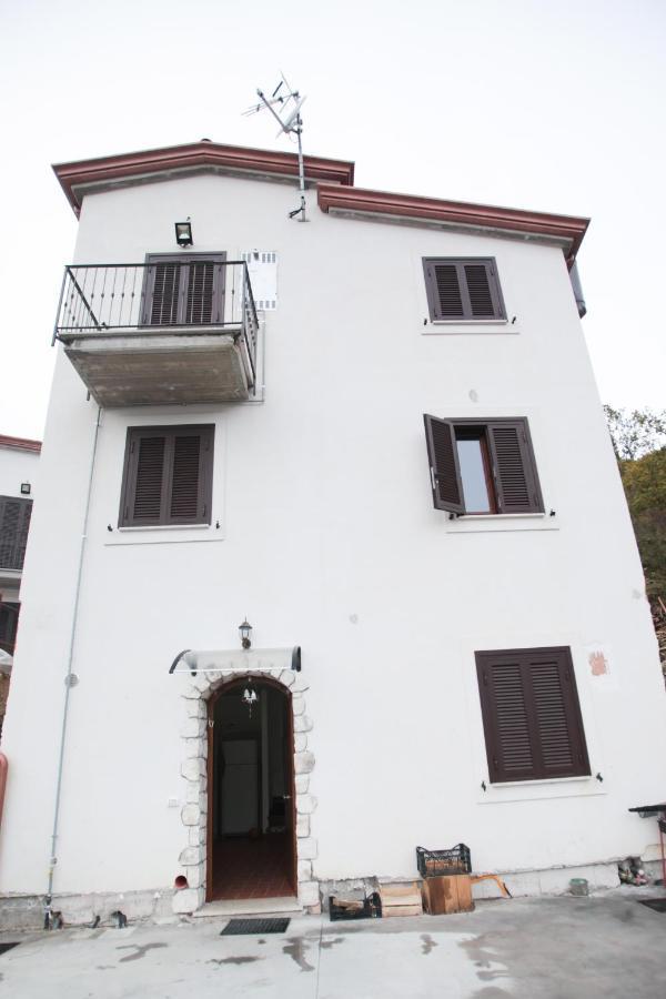 Villa Santa Maria Santa Maria del Molise Luaran gambar